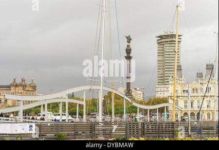 Torre di Columbus situato in Plaza del Portal de la Pau a Barcellona, Spagna Foto Stock