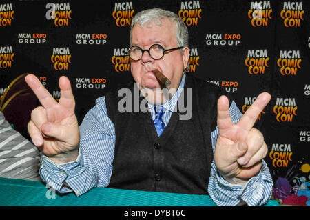 Dublino, Irlanda. 13 apr 2014 - Ian McNeice fa il suo Winston Churchill la rappresentazione dal medico che, presso MCM Comic Con credito: Stephen Barnes/Alamy Live News Foto Stock