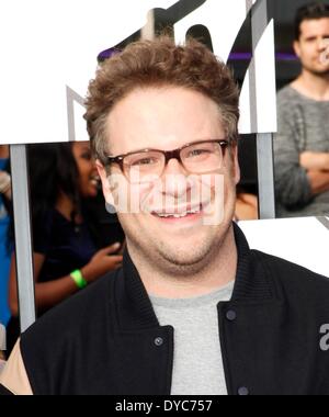 Los Angeles, CA, Stati Uniti d'America. 13 apr 2014. All'arrivo per 2014 MTV Movie Awards - Gli arrivi 2, Nokia Theater L.A. LIVE, Los Angeles, CA 13 aprile 2014. Credito: Emiley Schweich/Everett raccolta/Alamy Live News Foto Stock