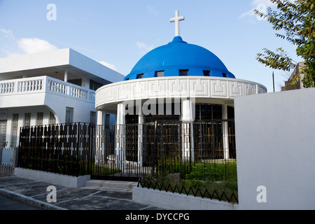 Tipico mausoleo del Cimitero cinese a Manila nelle Filippine Foto Stock