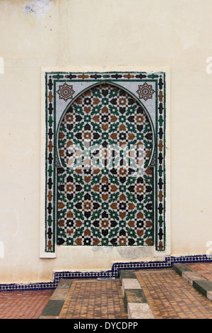 Tipica marocchina mosaico in Meknes, Marocco Foto Stock