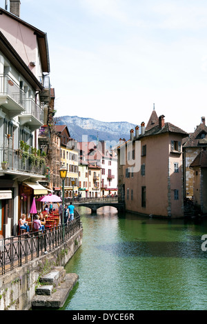 Canal a Annecy, sud-est della Francia, Europa Foto Stock