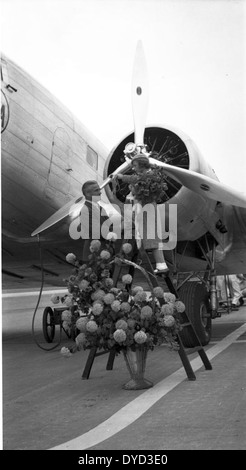 Douglas DC-1 NC223Y Glendale Air Terminal 1934 d Foto Stock