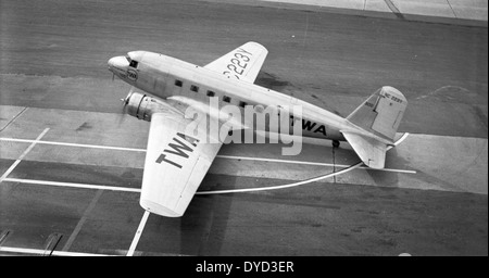 Douglas DC-1 NC223Y Glendale Air Terminal 1934 g Foto Stock