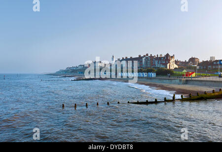 Southwold nella luce morbida di una sera d'estate. Foto Stock