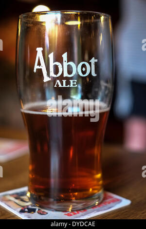 Una pinta di birra di Vetro Abate Ale. Foto Stock