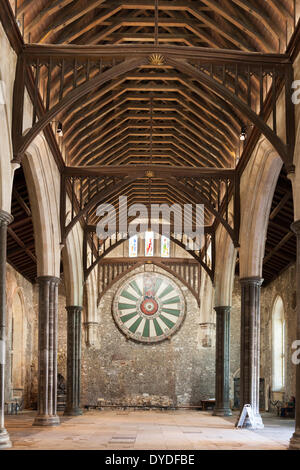 La grande hall e la tavola rotonda nel castello di Winchester. Foto Stock