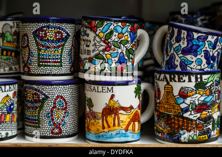 Ceramiche souvenir, Nazaret, Bassa Galilea regione, Israele. Foto Stock