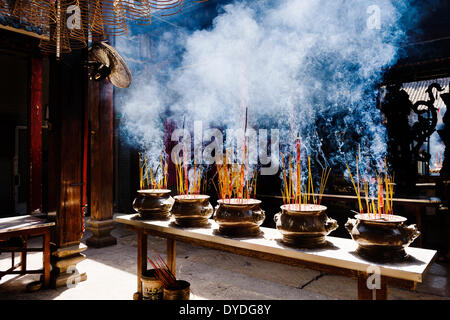 Thien Hau Pagoda nella Chinatown di Ho Chi Minh City. Foto Stock