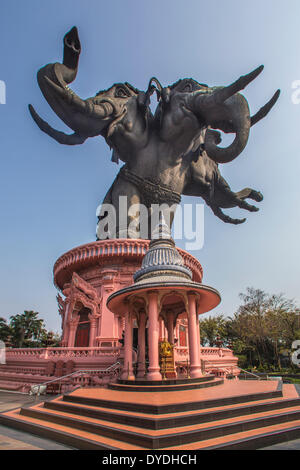 Thailandia, Asia, Bangkok, Erawan, architettura e cultura, elefante, esterna, impatto, museo, turistica, viaggi, visual, strane Foto Stock