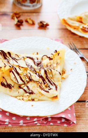 Crepes francese con banana, cibo closeup Foto Stock