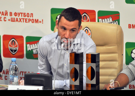 Darijo Srna incontro con i tifosi durante la conferenza stampa Foto Stock