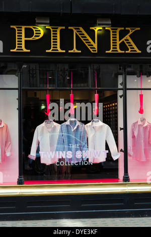 Rosa, shirt rivenditore, Jermyn Street, Londra, Regno Unito Foto Stock