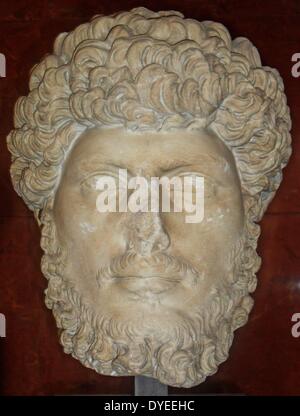 Busto in marmo di imperatore Lucius Verus 161 A.D. Foto Stock