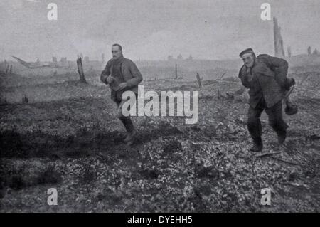 Due soldati tedeschi rinuncia in Francia in dicembre 1916. La prima guerra mondiale Foto Stock