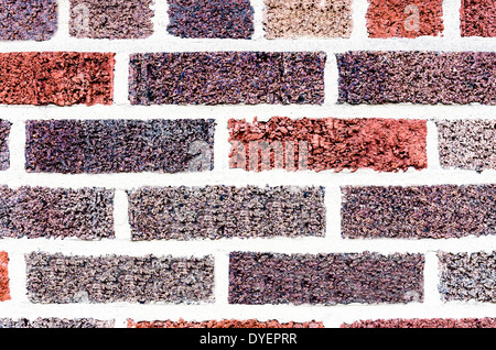 Weathered red muro di mattoni, utili come immagine di sfondo Foto Stock