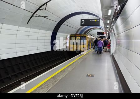 La stazione della metropolitana di Newcastle upon Tyne Foto Stock