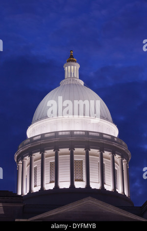 Stati Uniti d'America, Arkansas, Little Rock Arkansas State Capitol esterno al tramonto Foto Stock