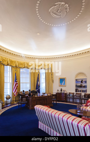 Stati Uniti d'America, Arkansas, Little Rock, William J. Clinton Presidential Library and Museum, replica dell'Ufficio Ovale della Casa Bianca Foto Stock