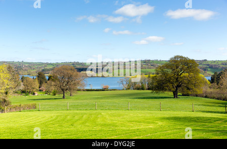 Lago di Blagdon Somerset in Chew Valley in corrispondenza del bordo di Mendip Hills a sud di Bristol fornisce acqua potabile ma anche utilizzato per Foto Stock