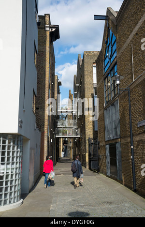 Storico stretta Rotherhithe Street, Londra, Regno Unito Foto Stock