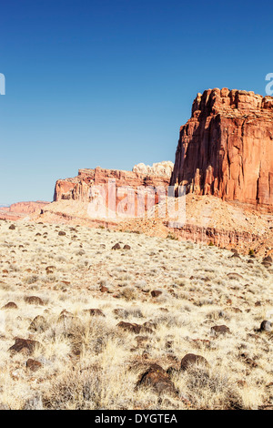 Il Castello e formazioni di arenaria, Capitol Reef National Park nello Utah Stati Uniti d'America Foto Stock