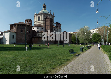 Basilica di San Lorenzo Maggiore, Milano, Italia Foto Stock