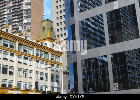 Downing Centre di Sydney, costruito nel 1908, ora una casa corte complesso per il governo statale Tribunali,visto da elizabeth street Foto Stock