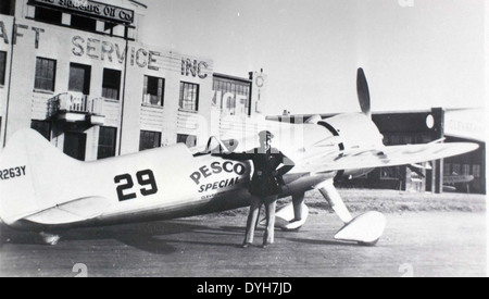 Il Laird-Turner 14, noto anche come "Pesco Special", era un importante aereo da corsa progettato da E.M. Laird. Era alimentato da un motore Pratt & Whitney R-1830 Twin Wasp e gareggiava in diverse gare aeree, incluse quelle che coinvolgevano il famoso aviatore Roscoe Turner. Foto Stock