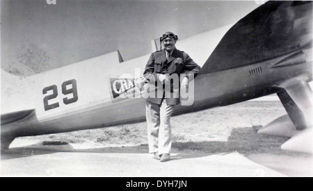 Il Laird-Turner 14 (LTR-14), noto anche come Pesco Special, era un velivolo notevole nelle corse aeree. Sviluppato da Roscoe Turner e alimentato da un motore Pratt & Whitney R-1830 Twin Wasp, ha guadagnato fama nelle competizioni. Questo aereo da corsa, costruito dalla Lawrence W. Brown Aircraft Company, è stato riconosciuto per la sua velocità e aerodinamica, con il numero di registrazione NX263Y. Foto Stock