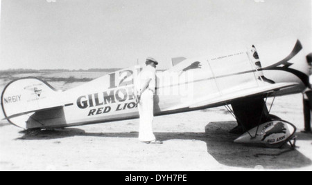 Il Wedell-Williams Model 44 era un pilota aeronautico di spicco degli anni '1930, equipaggiato con un motore Pratt & Whitney Hornet R-1690. Era rinomato per la sua velocità e precisione nelle corse aeree, tra cui il Macmillan Ring-Free Special. Foto Stock