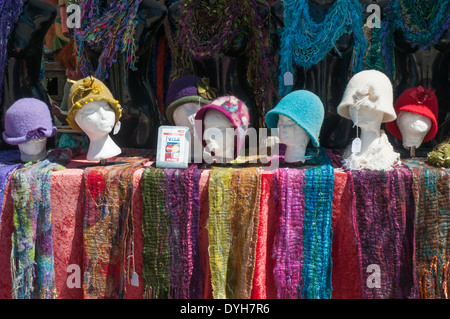 Mercato di domenica a St Kilda sulla Port Phillip Bay, Victoria, Australia Foto Stock