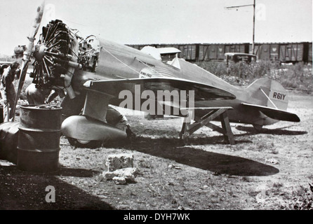 Il Wedell-Williams Racer, noto anche come Ring-Free Special, era un aereo altamente modificato progettato per le corse aeree. Alimentato dal motore Pratt & Whitney Hornet R-1690, fu pilotato da famosi aviatori come Roscoe Turner e Jimmy Wedell durante le gare aeree negli anni '1930 Foto Stock
