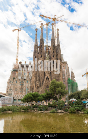 La Sagrada Familia, iconico edificio della Cattedrale di Barcellona. Antoni Gaudi ha dedicato la sua ultima quaranta anni alla cattedrale neogotica Foto Stock