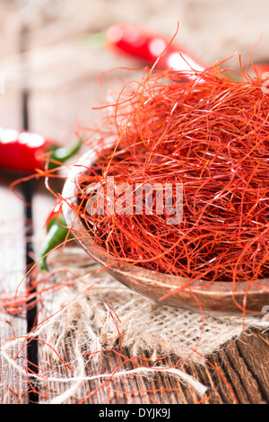 Cumulo di peperoncino essiccato stringhe (close-up shot) Foto Stock