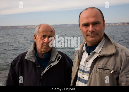 Jean-Claude Bianco pescatore subacqueo e Luc Vanrell che hanno trovato Antoine Saint Exupery's aereo. Nei pressi di Marsiglia, Francia Foto Stock