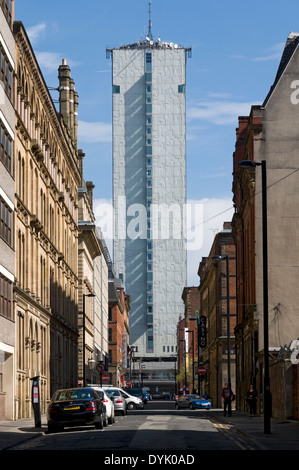 City Tower (precedentemente la struttura Sunley Edificio, Piccadilly Plaza) da George Street, Manchester, Inghilterra, Regno Unito Foto Stock