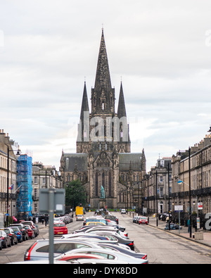 Melville Street e la Cattedrale di St Mary, Edimburgo Foto Stock