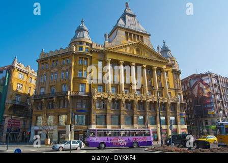 Paloto Anker l'Anker Palace edificio, Deak Ferenc ter Square, Central Budapest, Ungheria, Europa Foto Stock