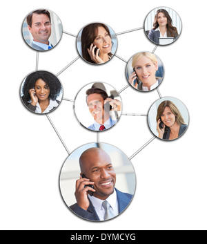 La comunicazione del team montage di interracial business di successo di persone uomini e donne che utilizzano telefoni cellulari ai social network Foto Stock