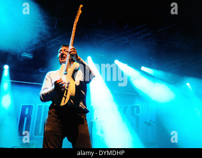 BENICASSIM, Spagna - 14 Luglio: Buzzcocks (inglese punk rock band) esegue a FIB sulla luglio 14, 2012 a Benicassim, Spagna. Festival Foto Stock