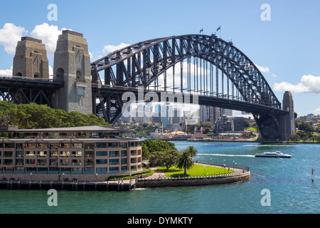 Sydney Australia,West Circular Quay,Sydney Harbour Bridge,Harbour,Parramatta River,Water,Park Hyatt,hotel,Hickson Road Reserve,AU140308106 Foto Stock