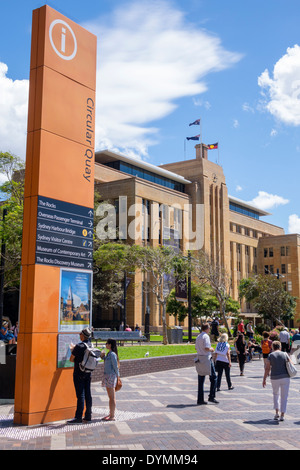 Sydney Australia,West Circular Quay,Museum of Contemporary Art,direzioni,informazioni,cartello,AU140308127 Foto Stock