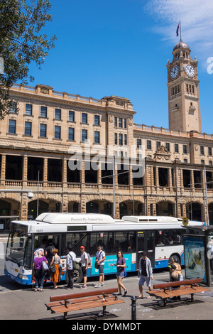 Sydney Australia,Haymarket,Stazione Centrale,ferrovia,treno,fermata autobus,imbarco,passeggeri,passeggeri, passeggeri, passeggeri, AU140308142 Foto Stock