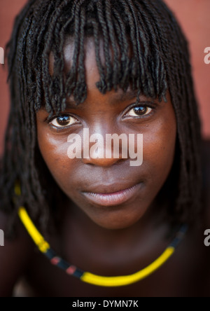 Rifugiato Mundimba donna angolana guerra civile, Opuwo, Namibia Foto Stock