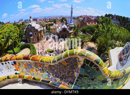 Parc Guell - famoso parco progettato da Antoni Gaudì a Barcellona, in Catalogna, Spagna Foto Stock