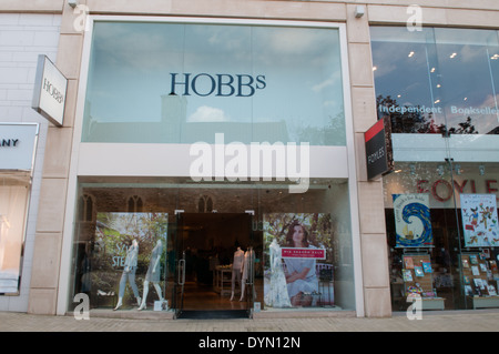 Luccicanti shop anteriore del British fashion store Hobbs in Broadmead Bristol Foto Stock