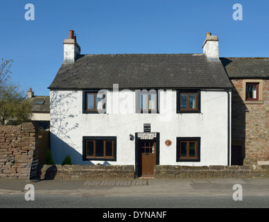 17th. secolo la casa. Bridge End, Kemplay Banca, Eamont Bridge, Cumbria, England, Regno Unito, Europa. Foto Stock