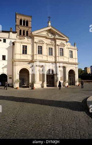 Italia, Roma, Isola Tiberina, Chiesa di San Bartolomeo all'Isola Foto Stock