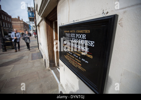 I sei poveri viaggiatori House, Rochester High Street, Kent REGNO UNITO Foto Stock